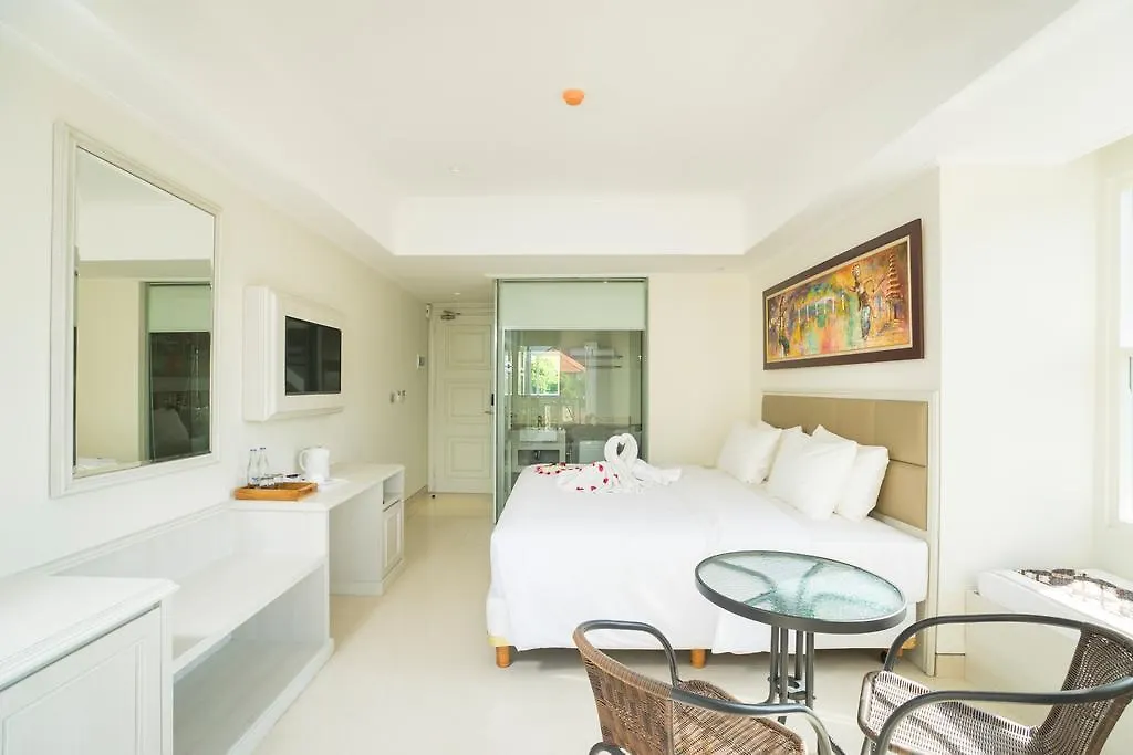 Alron Hotel Kuta Кута 4*,