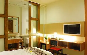 ****  Alron Hotel Kuta Кута Индонезия