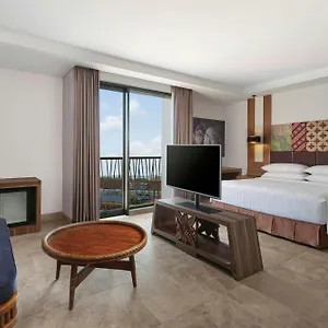 Отель Fairfield By Marriott Bali South Kuta, Кута